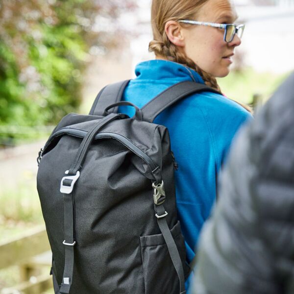 Kiwi Rolltop 16L Thumbnail